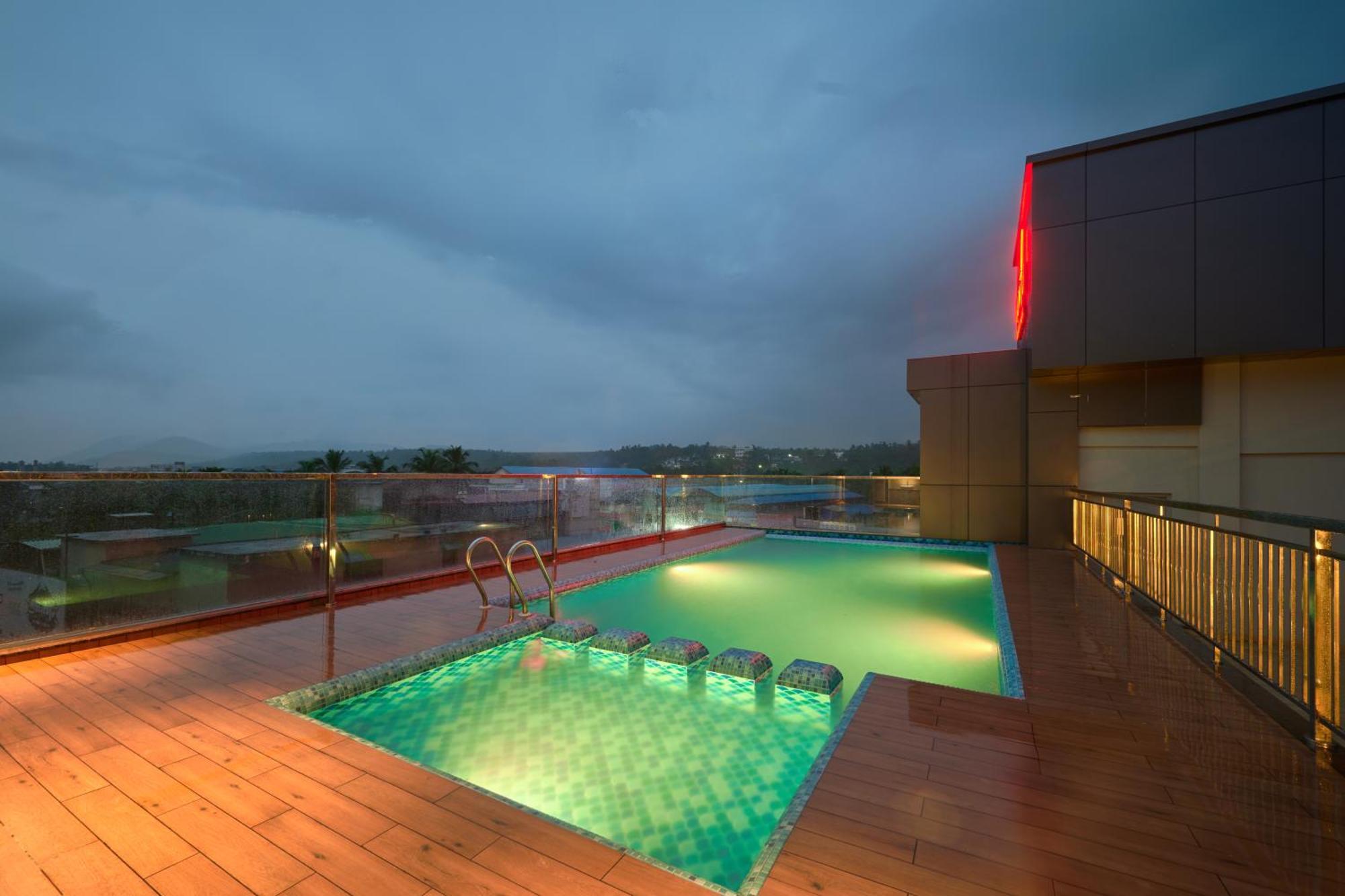 Kowju Airport Hotel Calicut Kondotty 外观 照片