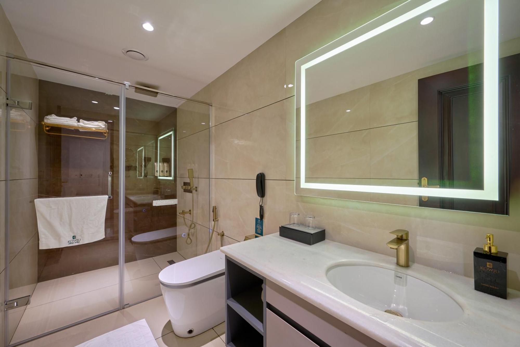 Kowju Airport Hotel Calicut Kondotty 外观 照片